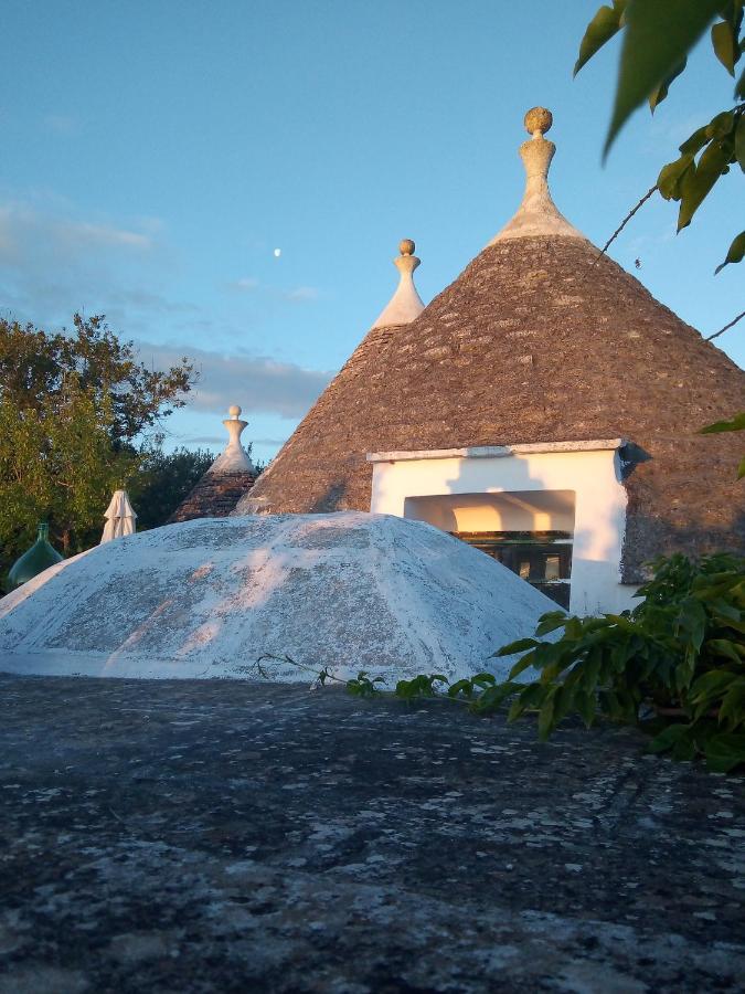 Trulli Di Ivana オストゥーニ エクステリア 写真