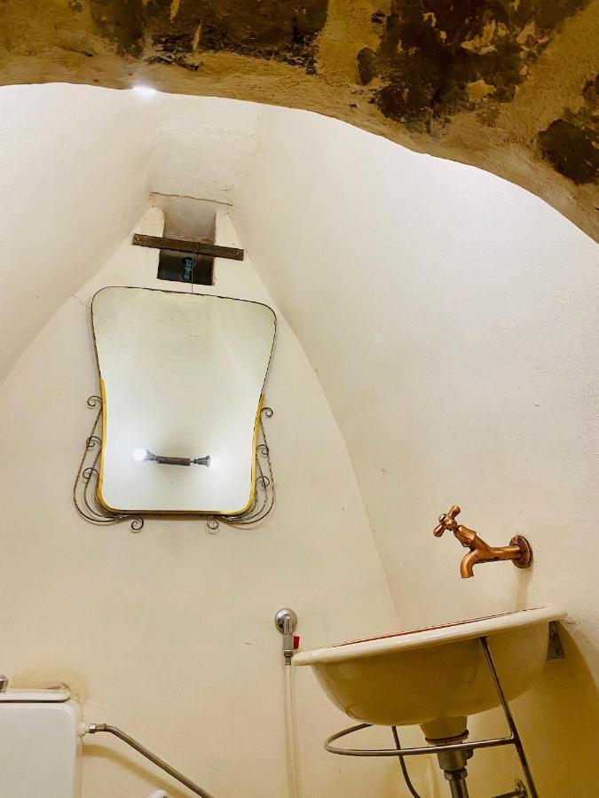 Trulli Di Ivana オストゥーニ エクステリア 写真